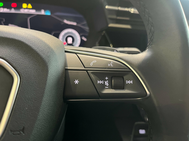 Audi A3 A3 30 TFSI Berline S-tronic S-line LED/Carplay/B&O Leconte Motors