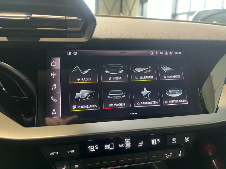 Audi A3 A3 30 TFSI Berline S-tronic S-line LED/Carplay/B&O Leconte Motors