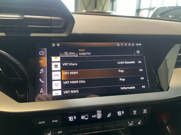 Audi A3 A3 30 TFSI Berline S-tronic S-line LED/Carplay/B&O Leconte Motors