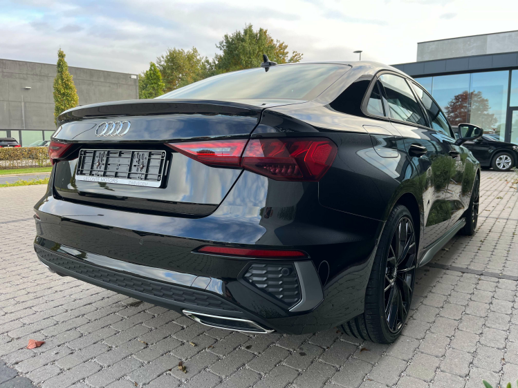 Audi A3 A3 30 TFSI Berline S-tronic S-line LED/Carplay/B&O Leconte Motors
