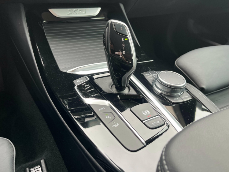 BMW X3 X3 xDrive30e Hybride Sportzetels/Carplay/Camera... Leconte Motors