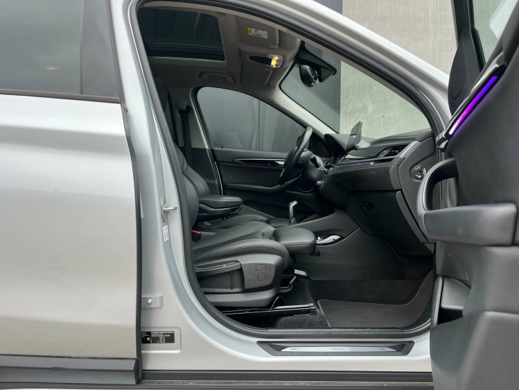 BMW X1 X1 sDrive18i Full-LED/Panodak/Lederen-Sportzetels Leconte Motors