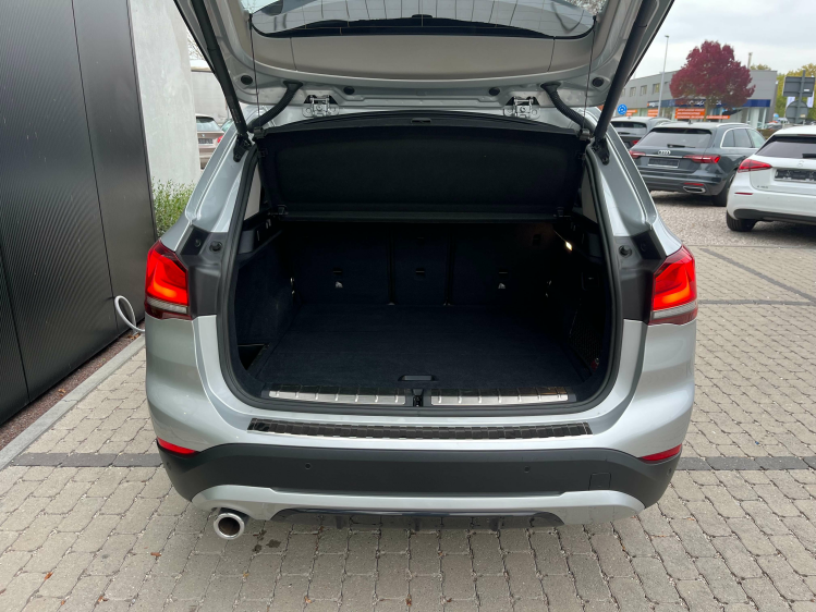 BMW X1 X1 sDrive18i Full-LED/Panodak/Lederen-Sportzetels Leconte Motors