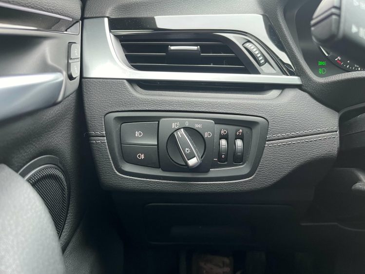 BMW X1 X1 sDrive18i Full-LED/Panodak/Lederen-Sportzetels Leconte Motors