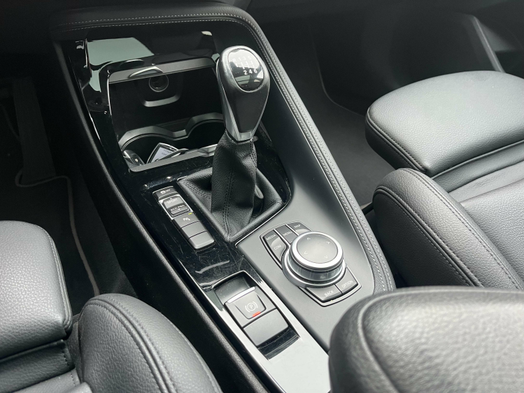 BMW X1 X1 sDrive18i Full-LED/Panodak/Lederen-Sportzetels Leconte Motors