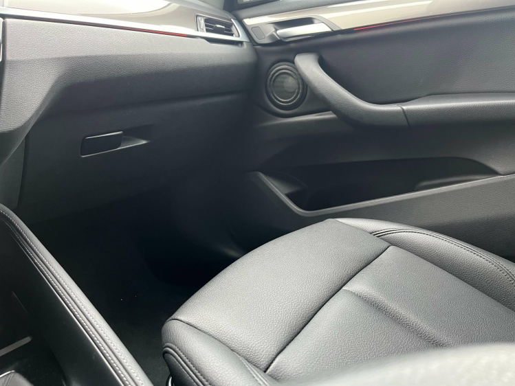 BMW X1 X1 sDrive18iA X-Line LED/Leder/Zetelverwarming/PDC Leconte Motors