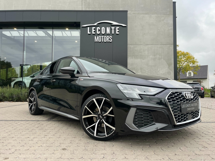 Audi A3 A3 30 TFSI S-Tronic Berline S-Line Leder/Carplay!! Leconte Motors