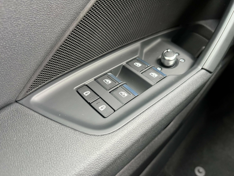 Audi A3 A3 30 TFSI S-Tronic Berline S-Line Leder/Carplay!! Leconte Motors