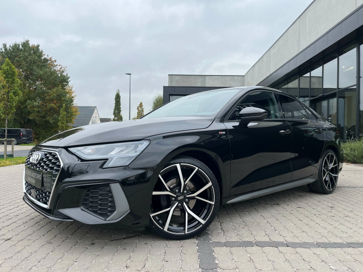 Audi A3 A3 30 TFSI S-Tronic Berline S-Line Leder/Carplay!! Leconte Motors