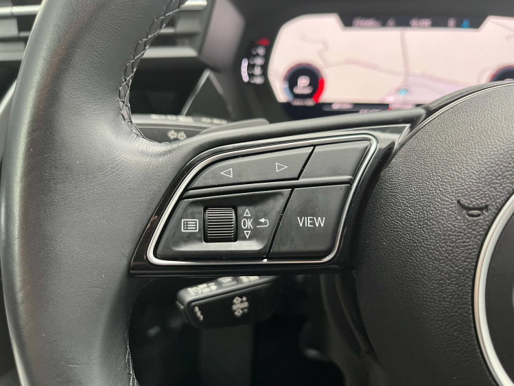 Audi A3 A3 30 TFSI S-Tronic Berline S-Line Leder/Carplay!! Leconte Motors