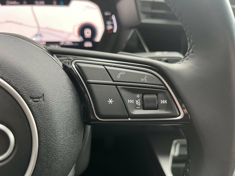 Audi A3 A3 30 TFSI S-Tronic Berline S-Line Leder/Carplay!! Leconte Motors