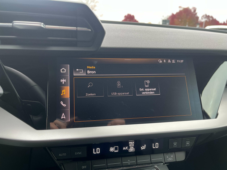 Audi A3 A3 30 TFSI S-Tronic Berline S-Line Leder/Carplay!! Leconte Motors