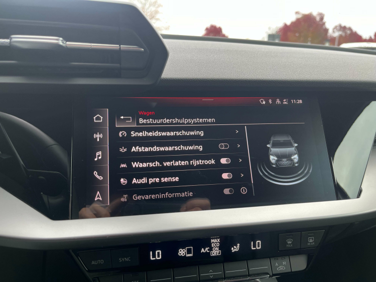 Audi A3 A3 30 TFSI S-Tronic Berline S-Line Leder/Carplay!! Leconte Motors