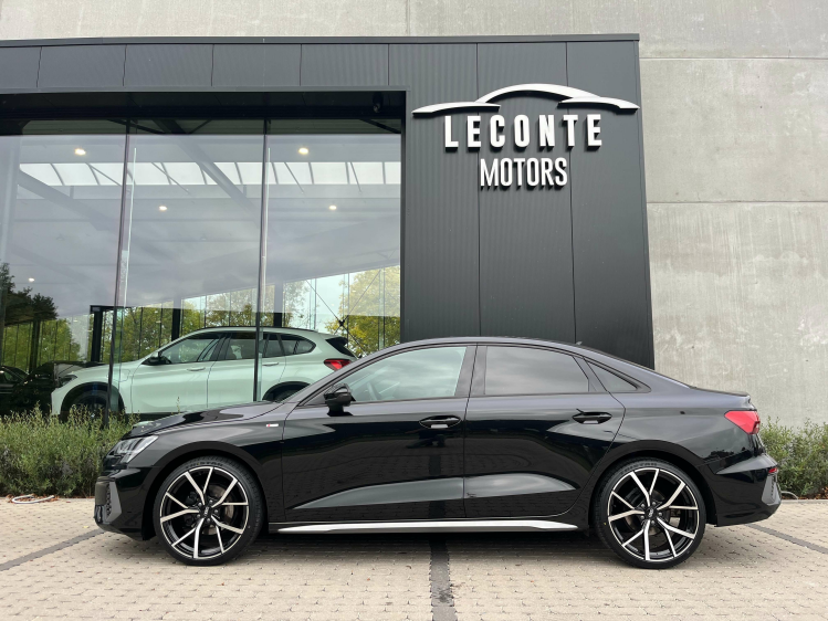 Audi A3 A3 30 TFSI S-Tronic Berline S-Line Leder/Carplay!! Leconte Motors