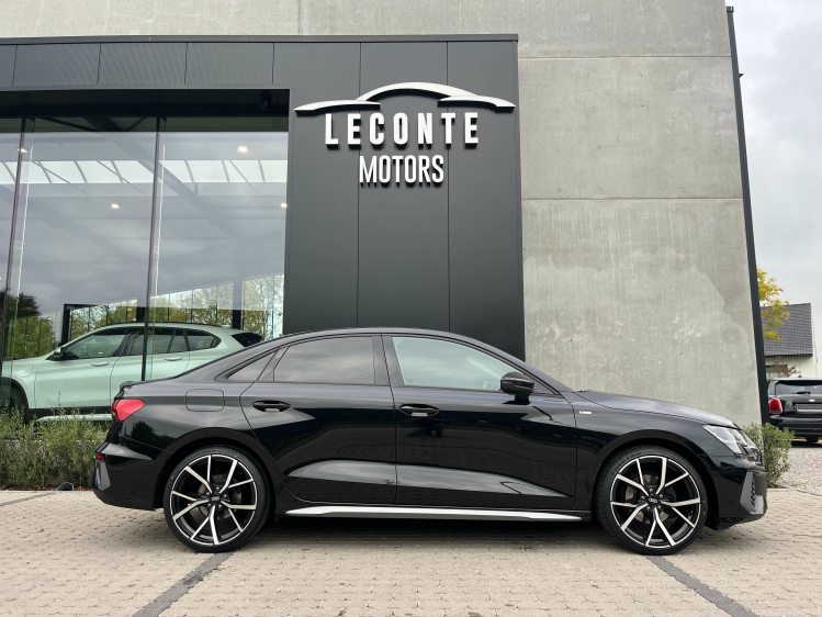 Audi A3 A3 30 TFSI S-Tronic Berline S-Line Leder/Carplay!! Leconte Motors
