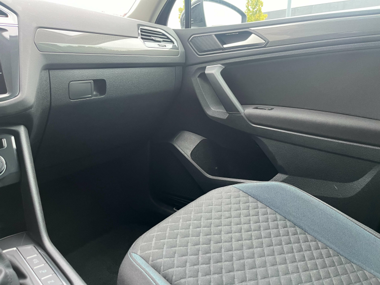 Volkswagen Tiguan Tiguan 1.5 TSI DSG Navigatie/Camera/Carplay/ACC/.. Leconte Motors