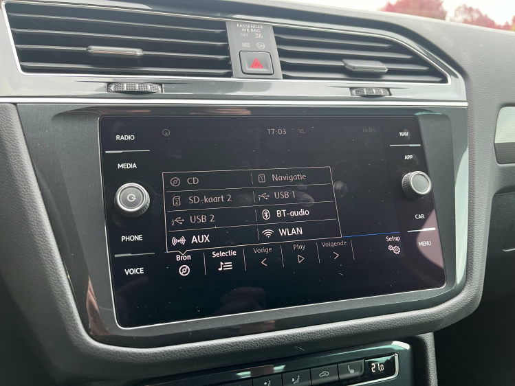 Volkswagen Tiguan Tiguan 1.5 TSI DSG Navigatie/Camera/Carplay/ACC/.. Leconte Motors