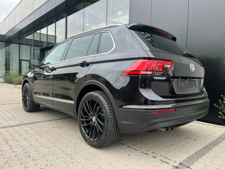 Volkswagen Tiguan Tiguan 1.5 TSI DSG Navigatie/Camera/Carplay/ACC/.. Leconte Motors