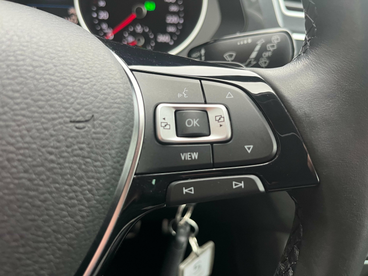 Volkswagen Tiguan Tiguan 1.5 TSI DSG Navigatie/Camera/Carplay/ACC/.. Leconte Motors