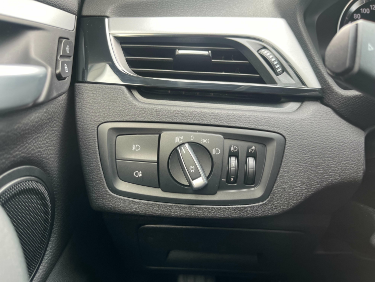 BMW X1 X1 xDrive25e Hybride Full-LED/Leder/Camera/HUD/... Leconte Motors