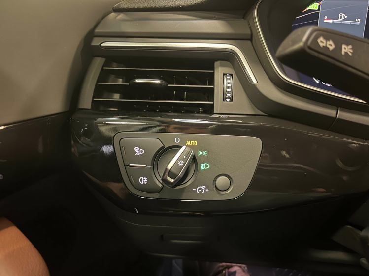 Audi A4 A4 Avant 35 TFSI S tronic Full-LED/Leder/Carplay.. Leconte Motors