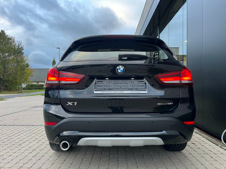 BMW X1 X1 sDrive18iA X-Line LED/Panodak/Leder/Sportzetels Leconte Motors