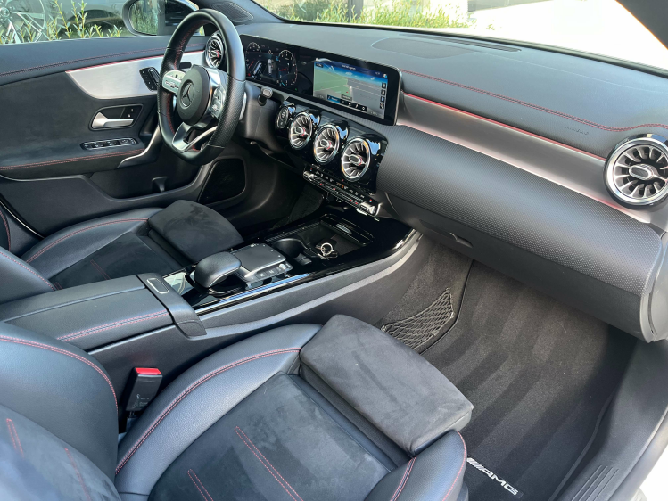 Mercedes-Benz CLA 180 CLA 180 SB DCT AMG-Pack Pano/Sfeerverlicht/Memory Leconte Motors