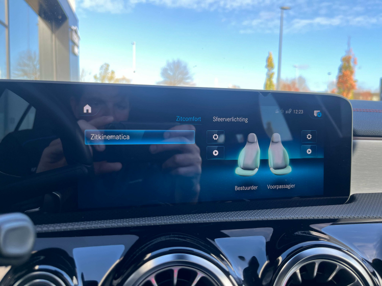 Mercedes-Benz CLA 180 CLA 180 SB DCT AMG-Pack Pano/Sfeerverlicht/Memory Leconte Motors