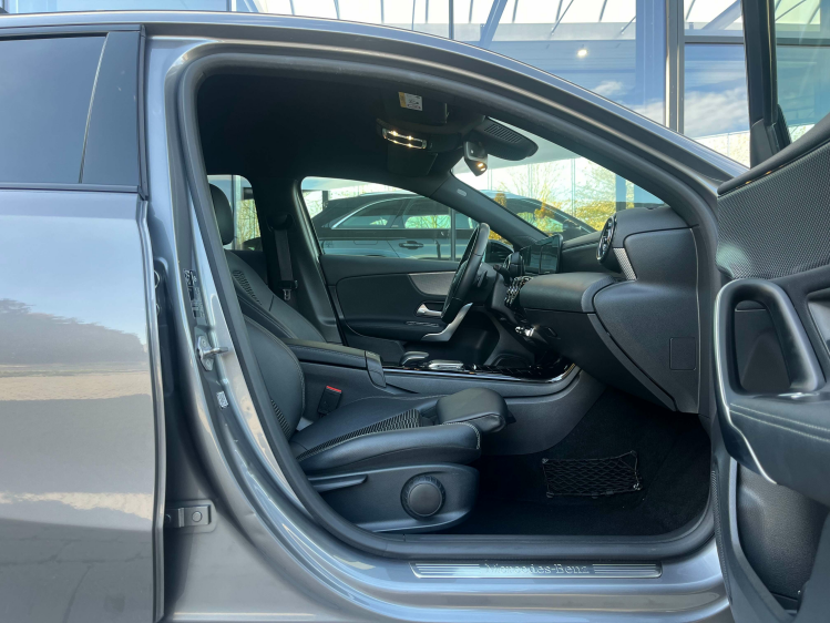 Mercedes-Benz A 180 A 180 7G-DCT LED/Sportzetels/Camera/Cruise/PDC/... Leconte Motors