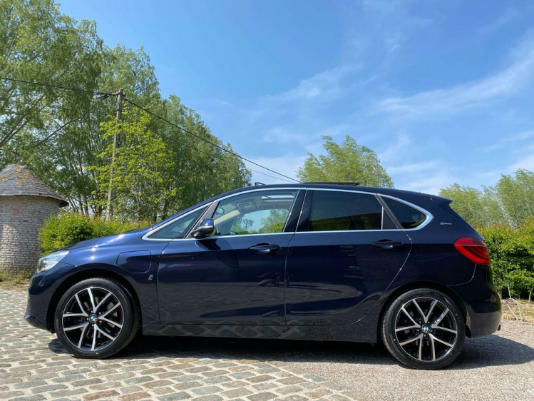 BMW 225 225XE Plug-In Hybrid 46.000km Luxury Full-Option! Leconte Motors