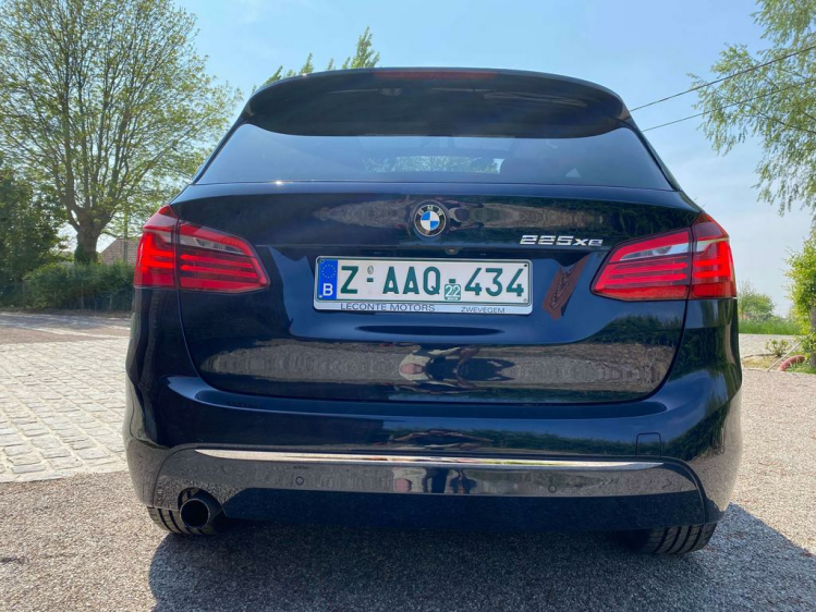 BMW 225 225XE Plug-In Hybrid 46.000km Luxury Full-Option! Leconte Motors