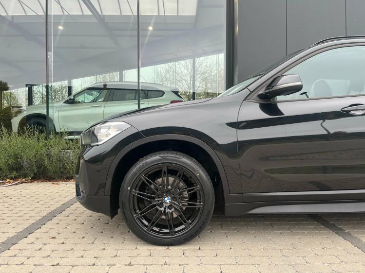 BMW X1 X1 sDrive18dA Leder/Gps-Pro/Carplay/DAB+/ACC/PDC.. Leconte Motors