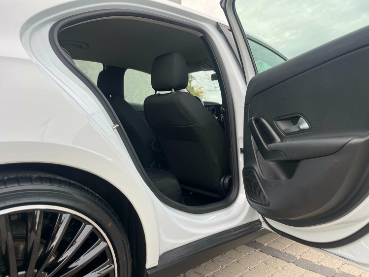 Mercedes-Benz A 180 A 180 7G-DCT Berline Full-LED/Widescreen/Camera/.. Leconte Motors