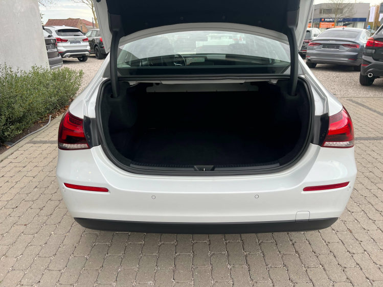 Mercedes-Benz A 180 A 180 7G-DCT Berline Full-LED/Widescreen/Camera/.. Leconte Motors