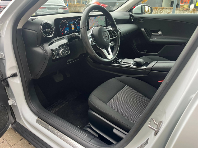 Mercedes-Benz A 180 A 180 7G-DCT Berline Full-LED/Widescreen/Camera/.. Leconte Motors