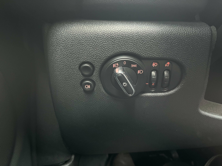 MINI One Mini One 1.5iA 5-deurs Full-LED/Carplay/Gps/PDC... Leconte Motors