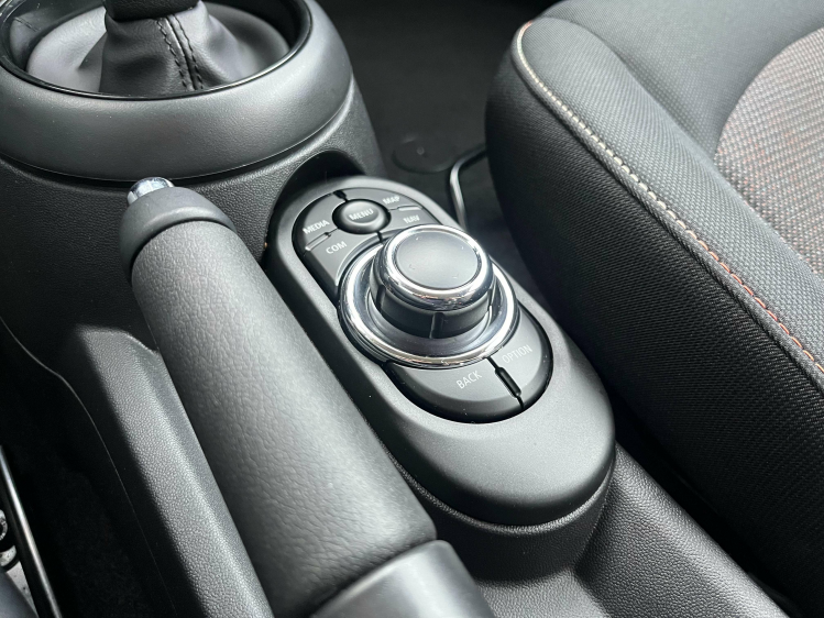 MINI One Mini One 1.5iA 5-deurs Full-LED/Carplay/Gps/PDC... Leconte Motors