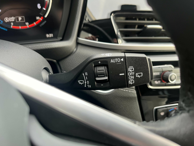 BMW X1 X1 sDrive18dA Sport-Pack LED/Sportzetels/Camera/.. Leconte Motors