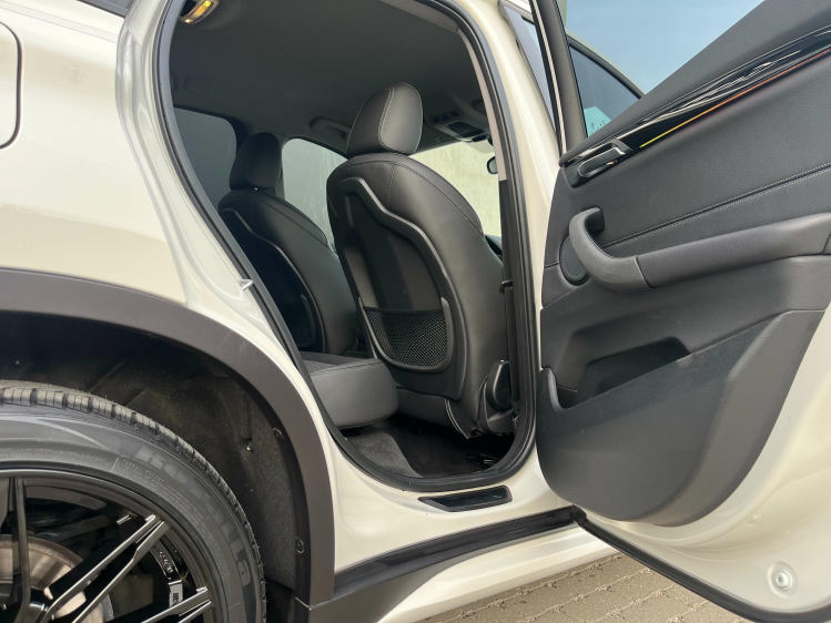 BMW X1 X1 sDrive18dA Sport-Pack LED/Sportzetels/Camera/.. Leconte Motors