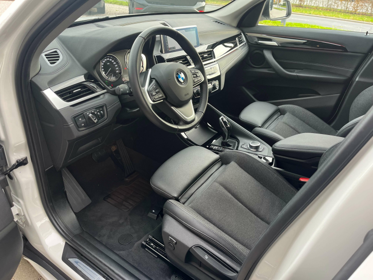 BMW X1 X1 sDrive18dA Sport-Pack LED/Sportzetels/Camera/.. Leconte Motors