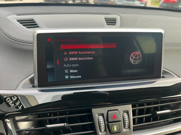 BMW X1 X1 sDrive18dA Sport-Pack LED/Sportzetels/Camera/.. Leconte Motors