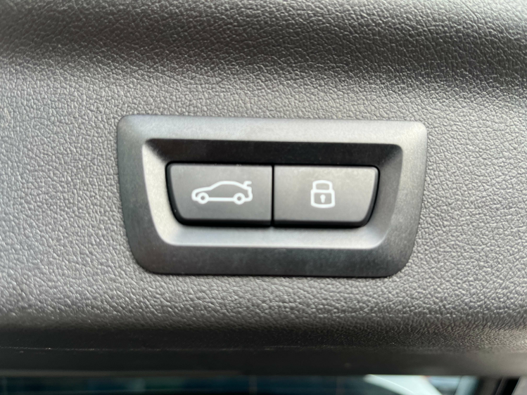 BMW X1 X1 sDrive18iA Widescreen/Leder/Sportzetels/Camera Leconte Motors