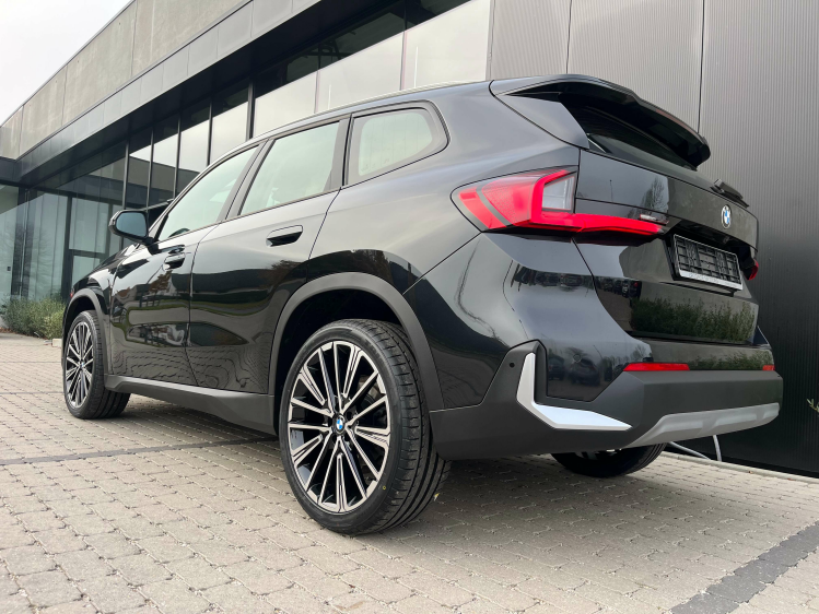 BMW X1 X1 sDrive18iA Widescreen/Leder/Sportzetels/Camera Leconte Motors