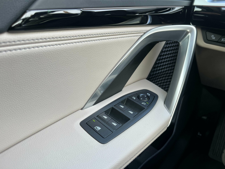 BMW X1 X1 sDrive18iA Widescreen/Leder/Sportzetels/Camera Leconte Motors