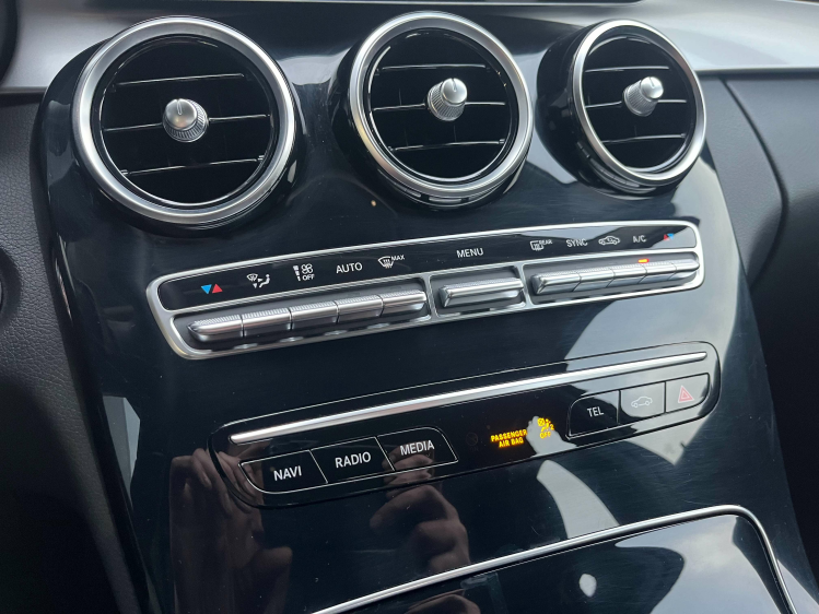 Mercedes-Benz C 180 C 180 9G-TRONIC Berline Sportzetels/LED/Camera/... Leconte Motors