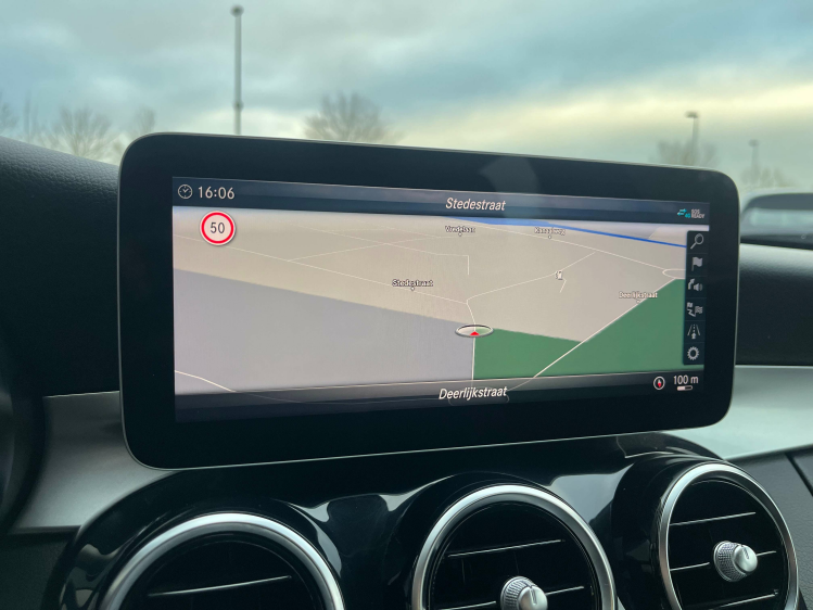 Mercedes-Benz C 180 C 180 9G-TRONIC Berline Sportzetels/LED/Camera/... Leconte Motors