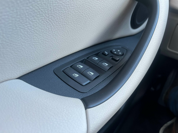 BMW X1 X1 sDrive18iA X-Line LED/Leder/Camera/Sfeerverlich Leconte Motors