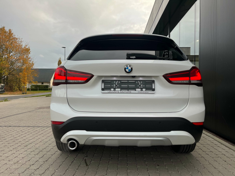 BMW X1 X1 sDrive18iA X-Line LED/Leder/Camera/Sfeerverlich Leconte Motors