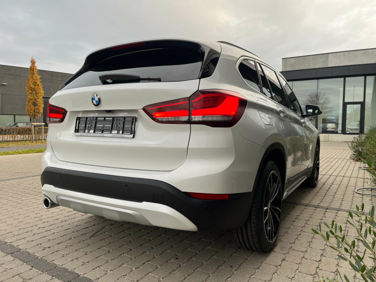 BMW X1 X1 sDrive18iA X-Line LED/Leder/Camera/Sfeerverlich Leconte Motors