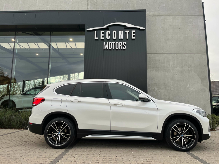 BMW X1 X1 sDrive18iA X-Line LED/Leder/Camera/Sfeerverlich Leconte Motors